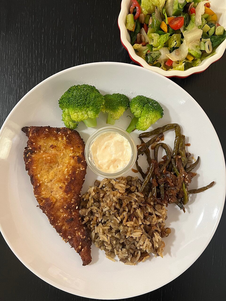 How can I plate restaurant-quality meals at home?