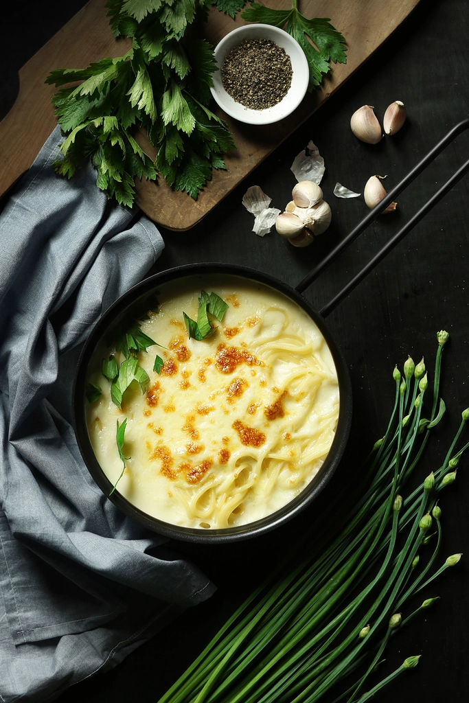 How to Make Classic Spaghetti Carbonara